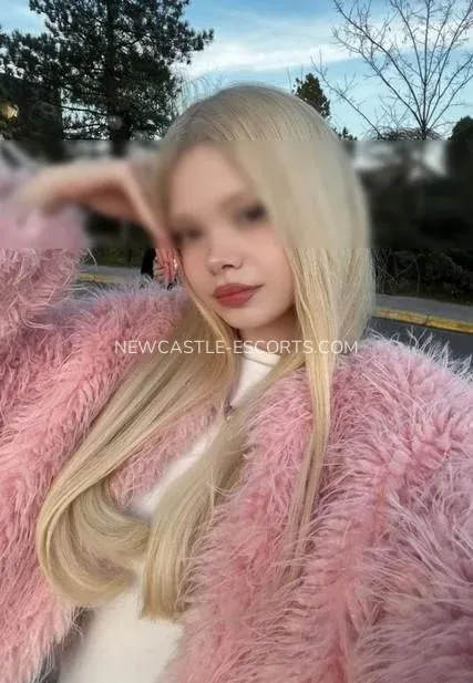Newcastle escorts Gracie — 5