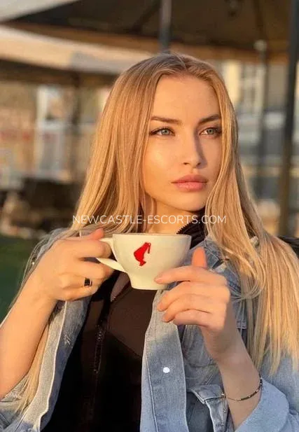 Newcastle escorts Alondra — 7