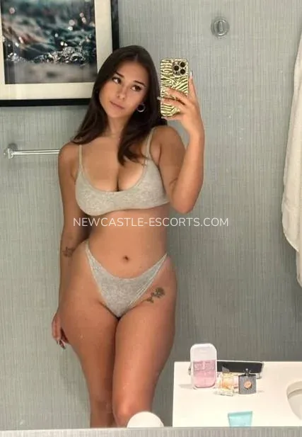 Newcastle escorts Erin — 1
