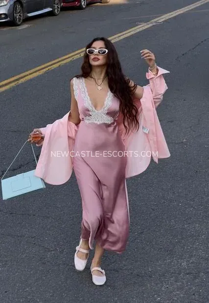 Newcastle escorts Lauren — 3