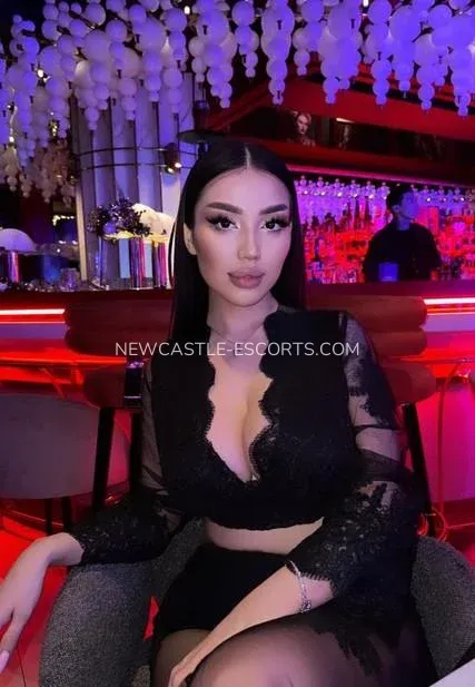 Newcastle escorts Riley — 7