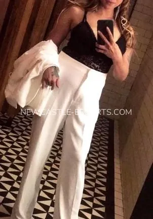 Newcastle escorts yvonne