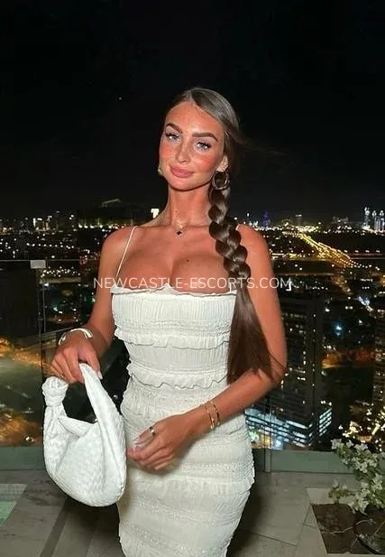 Newcastle escorts Octavia — 4