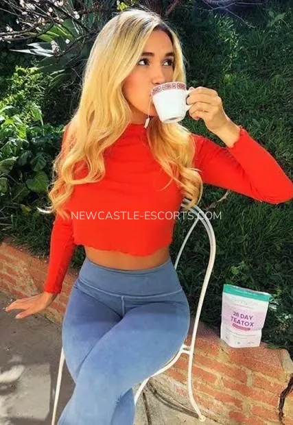 Newcastle escorts Emilia — 2