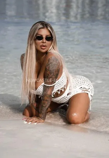 Newcastle escorts Kira — 4