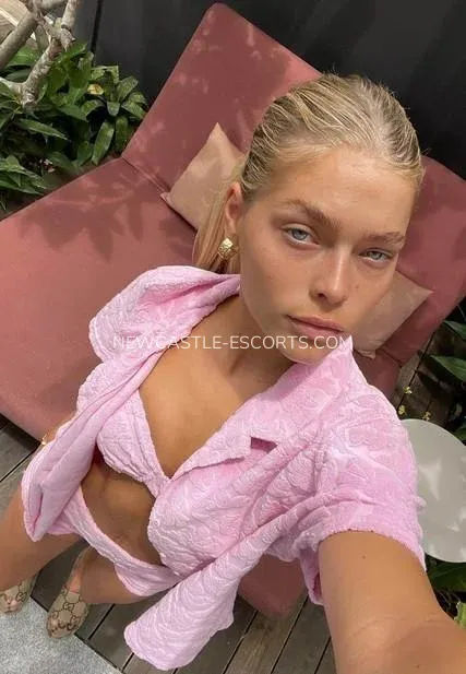 Newcastle escorts Elvira — 4