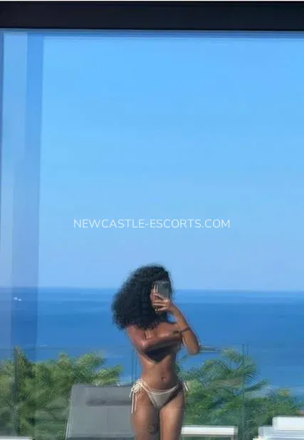 Newcastle escorts Rachel — 5