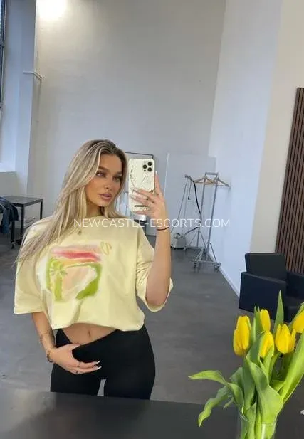 Newcastle escorts Nevaeh — 7