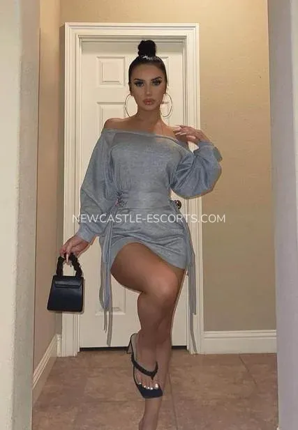 Newcastle escorts Viola — 5