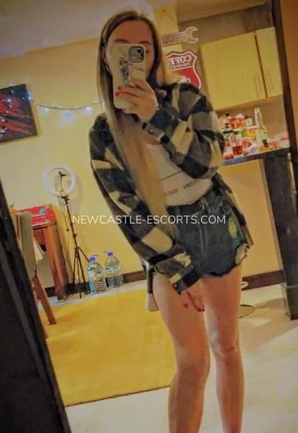 Newcastle escorts Paris — 2
