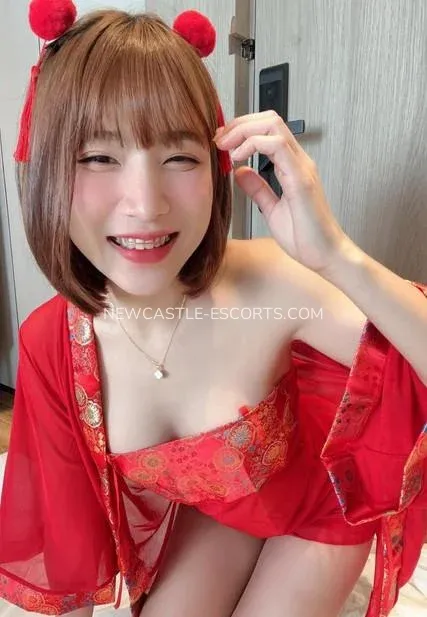 Newcastle escorts Sarah — 4