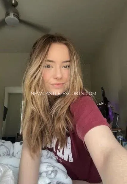 Newcastle escorts Johanna — 4