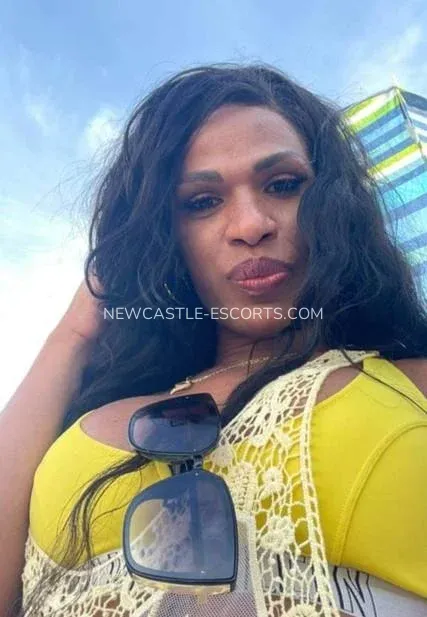 Newcastle escorts Maggie — 4
