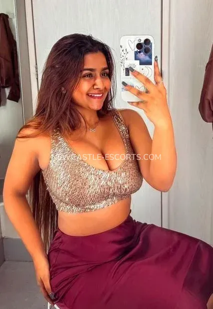 Newcastle escorts Daisy — 4