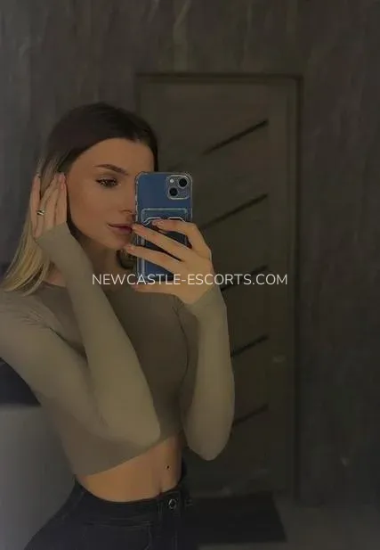 Newcastle escorts Sophie — 5