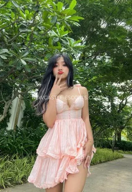 Newcastle escorts Katie — 6