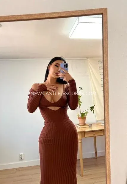 Newcastle escorts Carly — 5