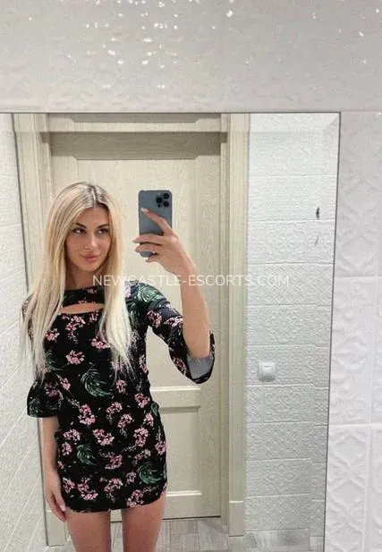 Newcastle escorts Carmela — 10