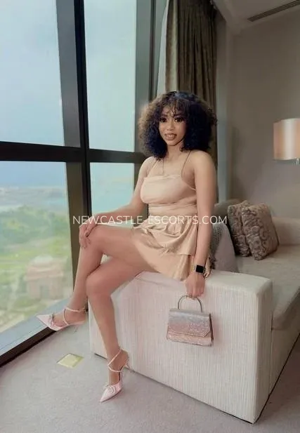 Newcastle escorts Abril — 8