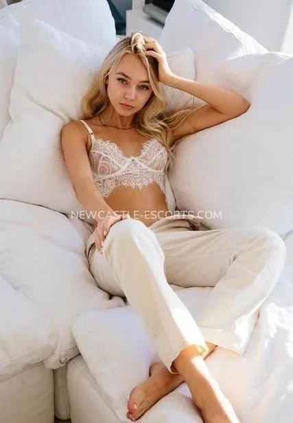 Newcastle escorts Samantha — 3