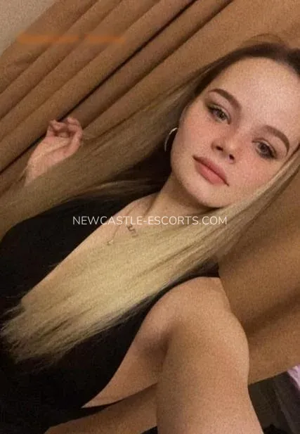 Newcastle escorts Paris — 1