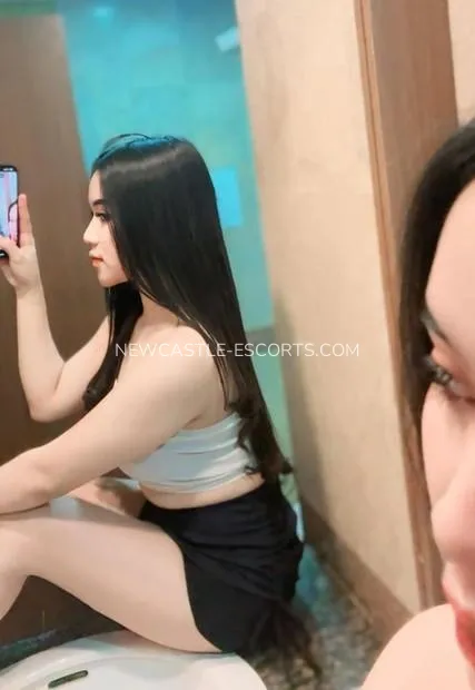 Newcastle escorts Gun — 2