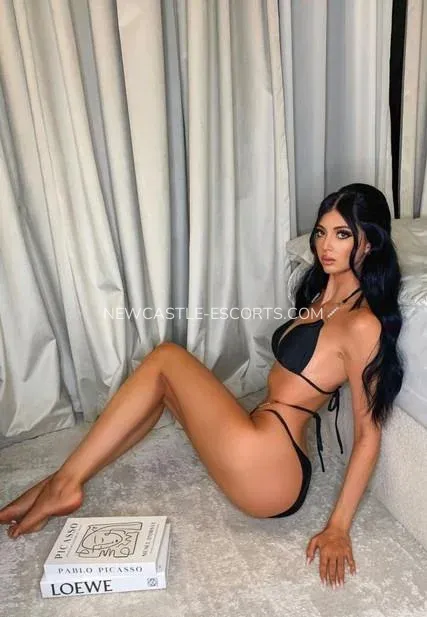 Newcastle escorts Natacha — 3