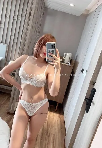 Newcastle escorts Sadie — 2