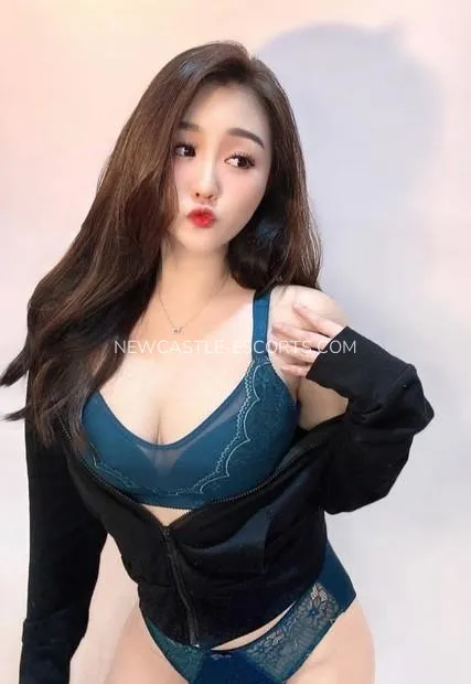 Newcastle escorts Chloe — 2