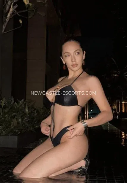 Newcastle escorts Emelie — 9