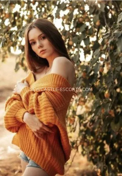 Newcastle escorts Louise — 3