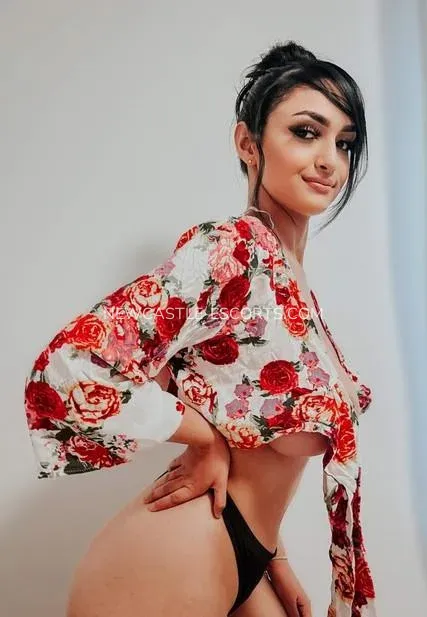 Newcastle escorts Kelly — 1