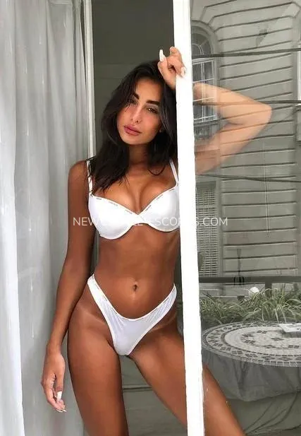 Newcastle escorts Aniyah — 6