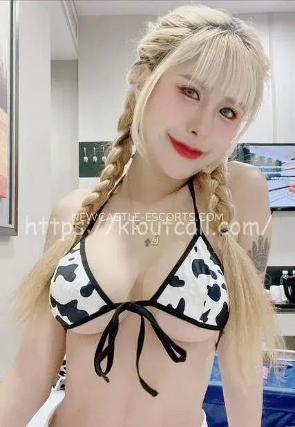 Newcastle escorts Carina — 4