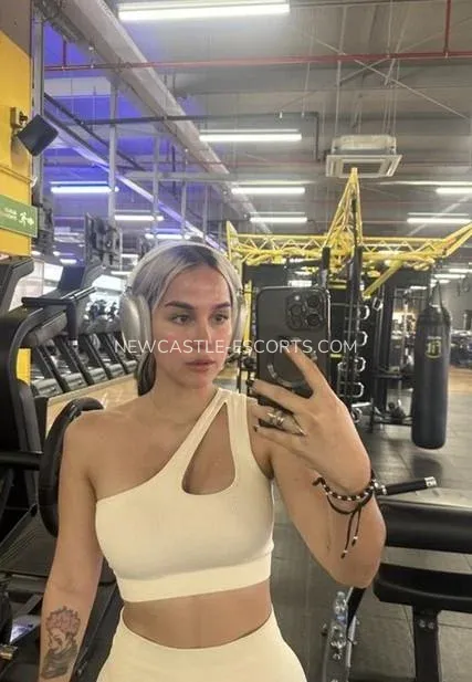 Newcastle escorts Yvonne — 7