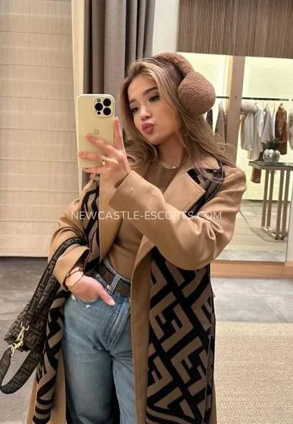 Newcastle escorts Julia — 4