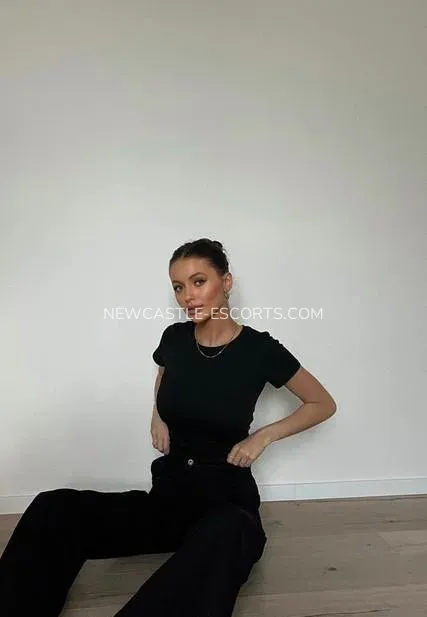 Newcastle escorts Elsa — 1