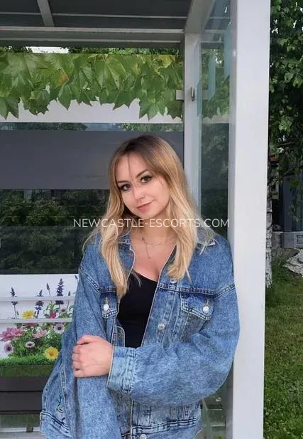 Newcastle escorts Hailey — 3