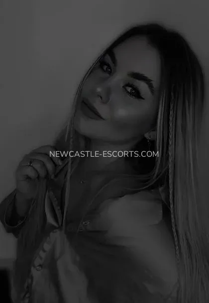 Newcastle escorts Sadie — 4