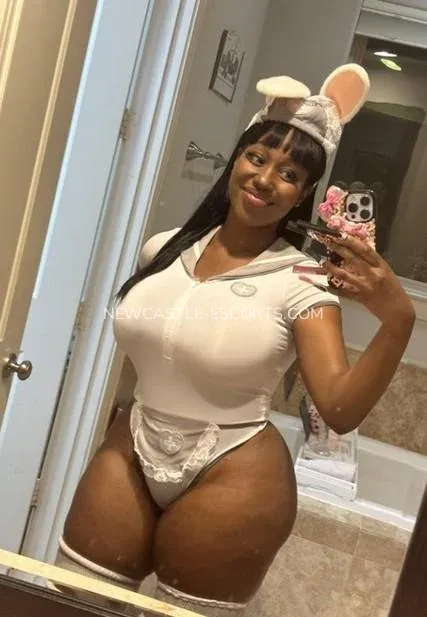 Newcastle escorts Victoria — 3