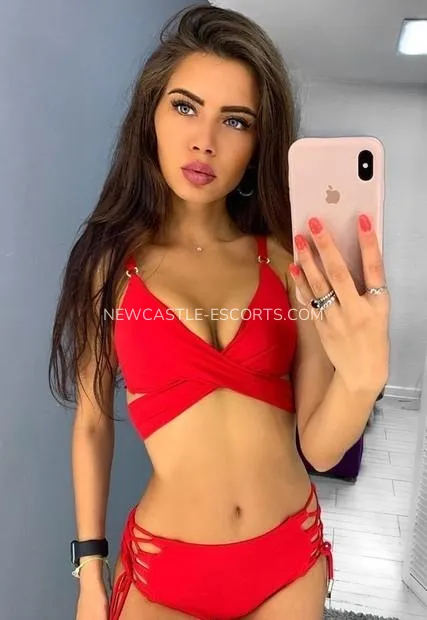 Newcastle escorts alejandra