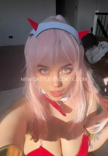 Newcastle escorts Mya