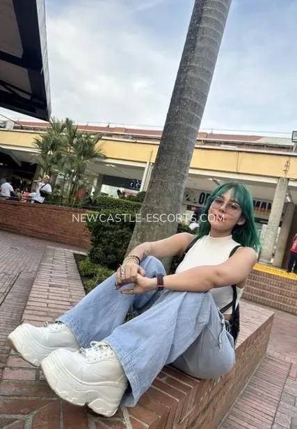 Newcastle escorts Yvonne — 10