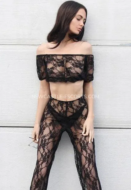 Newcastle escorts Amy — 3