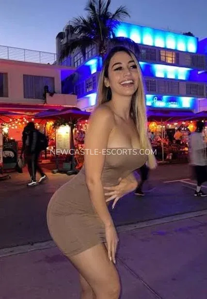 Newcastle escorts Octavia — 3