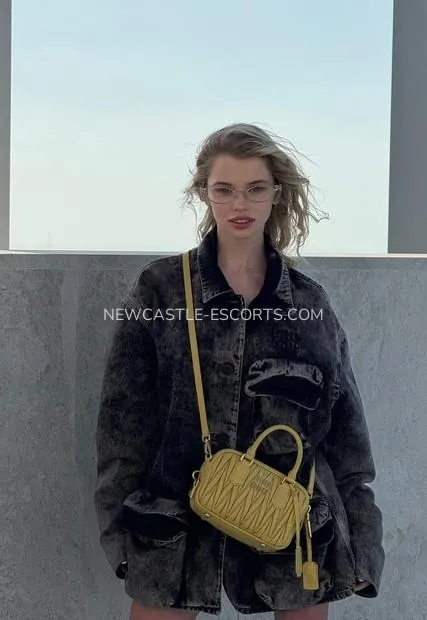 Newcastle escorts Mariana — 2