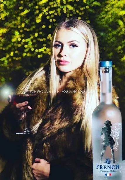 Newcastle escorts Chloe — 6
