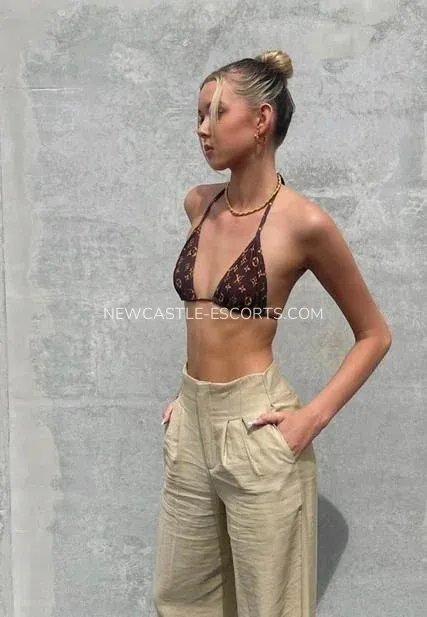 Newcastle escorts Louise — 1