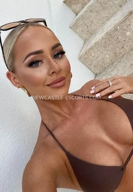 Newcastle escorts Clorinda — 3